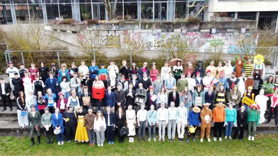 Gruppenfoto Motto "Leistungskurs"